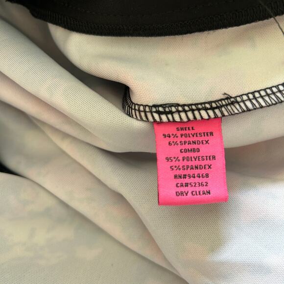 Betsey Johnson Women's Floral Dress Sz. XL Shift Pleated with Pockets Colorful - Picture 10 of 11